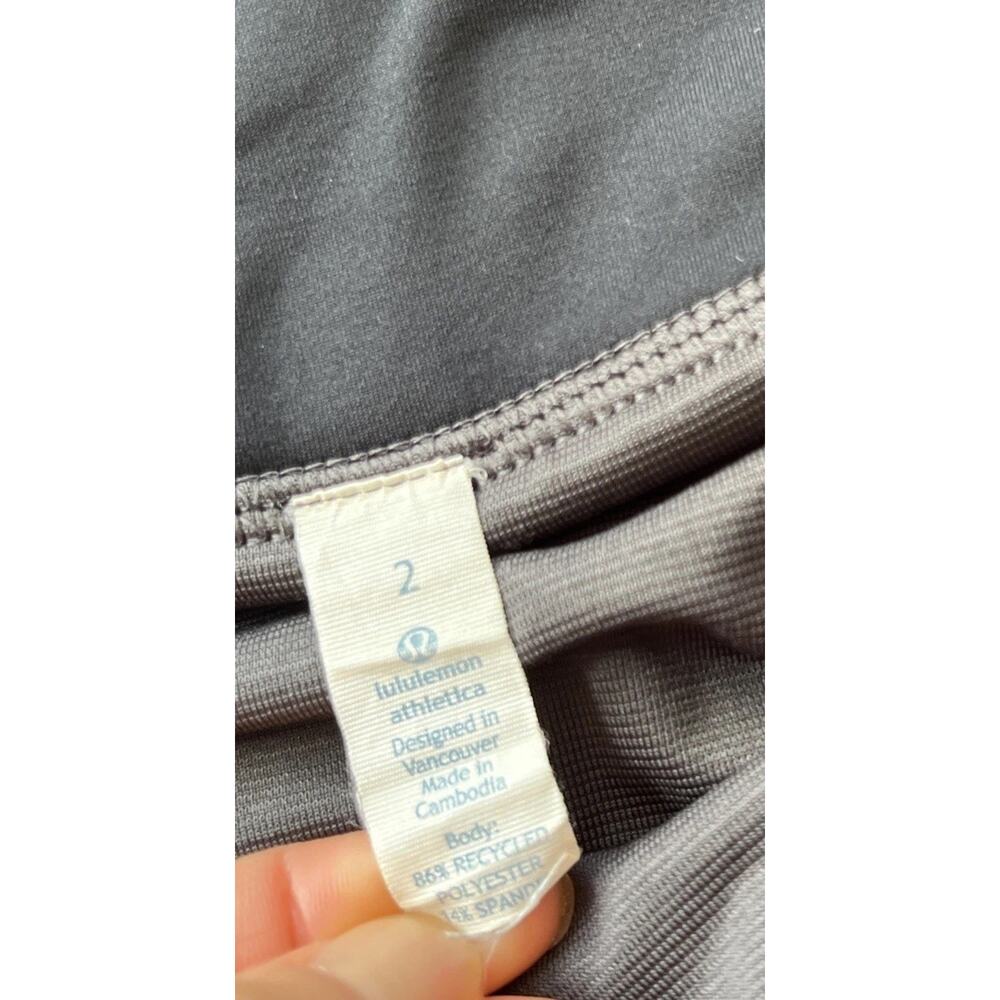 Lululemon Speed Up Short 4” Low Rise Lined Black Size 2 - Picture 2 of 11